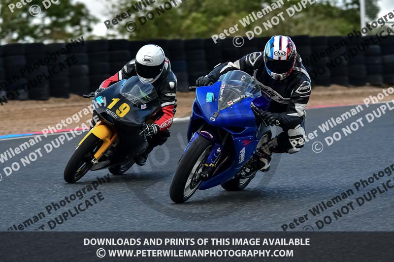 enduro digital images;event digital images;eventdigitalimages;mallory park;mallory park photographs;mallory park trackday;mallory park trackday photographs;no limits trackdays;peter wileman photography;racing digital images;trackday digital images;trackday photos